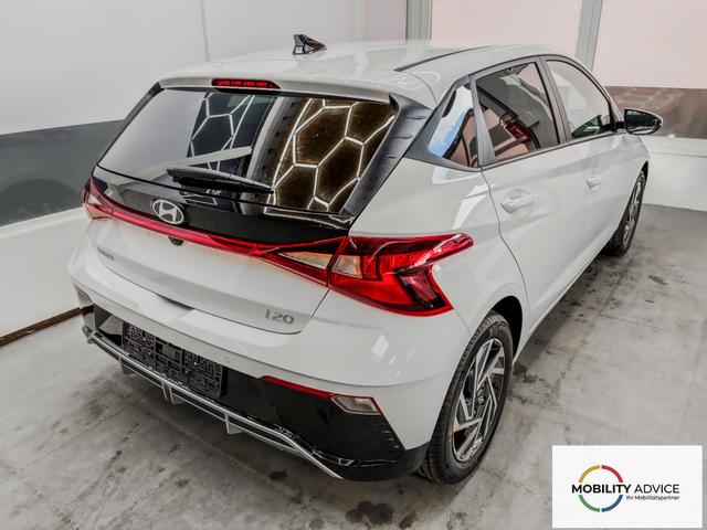 Hyundai i20 COMFORT DCT NAVI SHZ RFK ALU PDC 