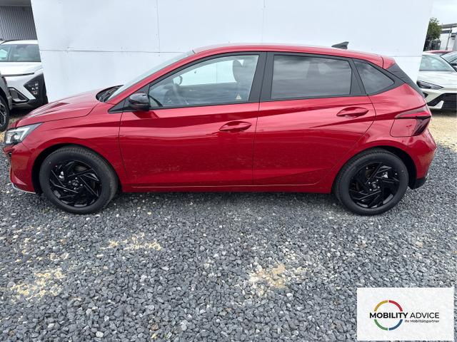 Hyundai / i20 / Grau / / / 