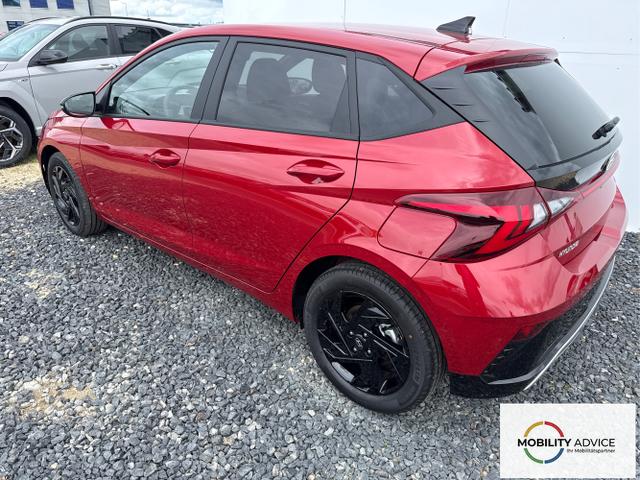 Hyundai / i20 / Grau / / / 