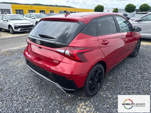 Hyundai / i20 / Grau / / / 