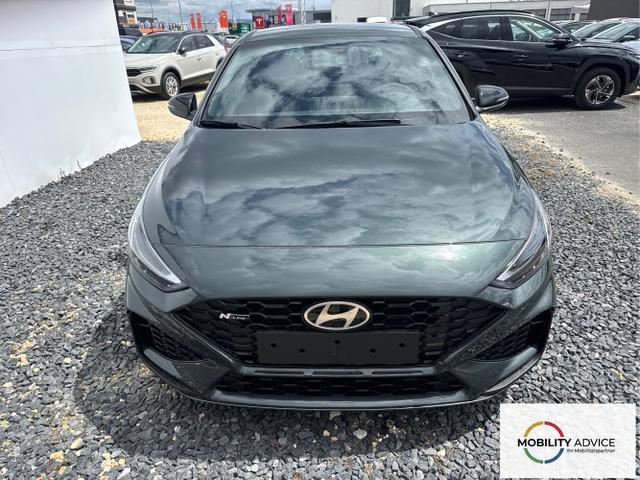 Hyundai / i30 / Grau / / / 