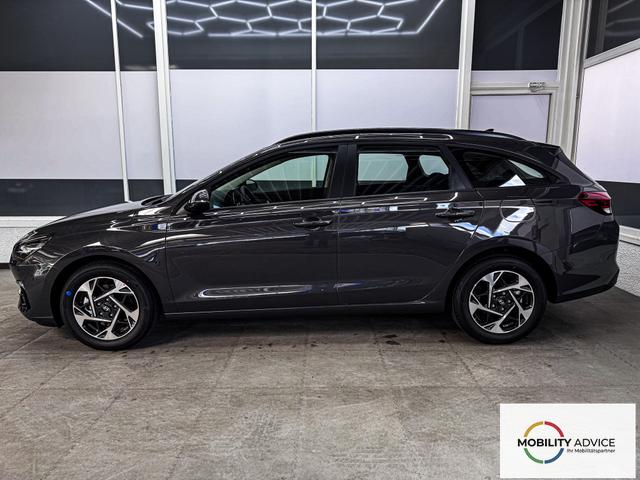 Hyundai i30 Kombi STYLE DCT NAVI WP ALU LED RFK PDC 