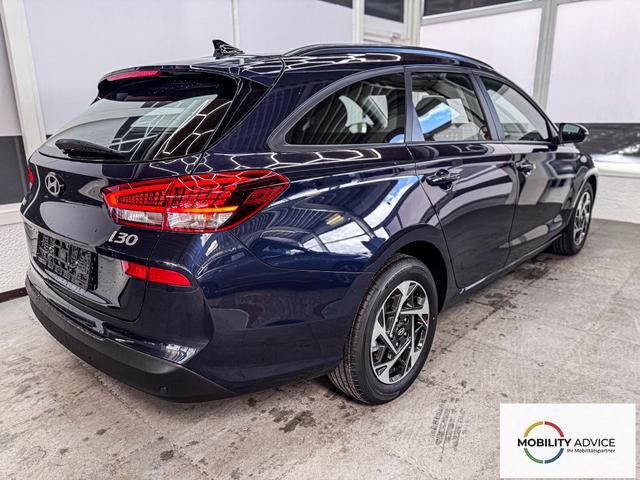 Hyundai i30 Kombi STYLE DCT NAVI WP ALU LED RFK PDC 