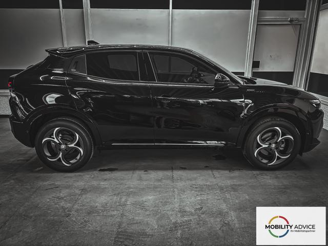 Alfa Romeo Junior SPORT SPECIALE DCT ACC MATRIX NAVI KEYLESS 