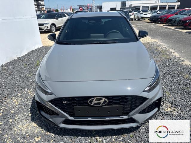 Hyundai / i30 / Grau / / / 