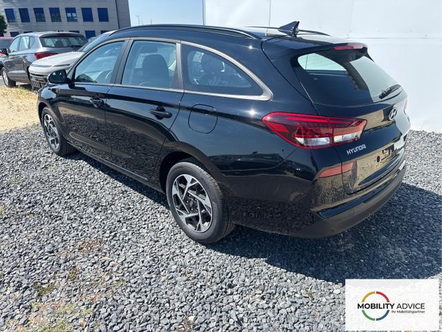 Hyundai / i30 / Grau / / / 