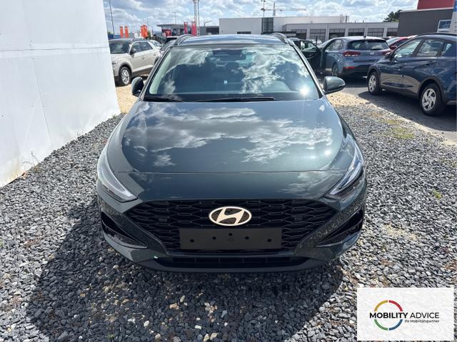Hyundai / i30 / Grau / / / 