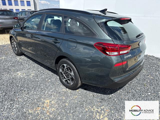 Hyundai / i30 / Grau / / / 