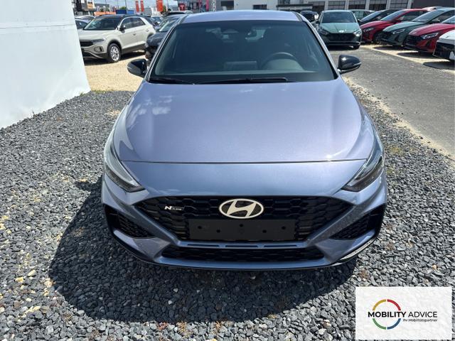 Hyundai / i30 / Grau / / / 