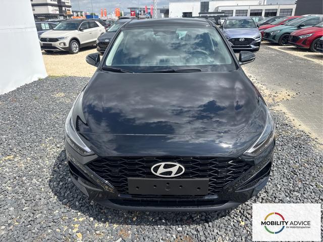 Hyundai / i30 / Grau / / / 