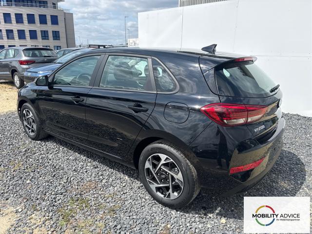 Hyundai / i30 / Grau / / / 