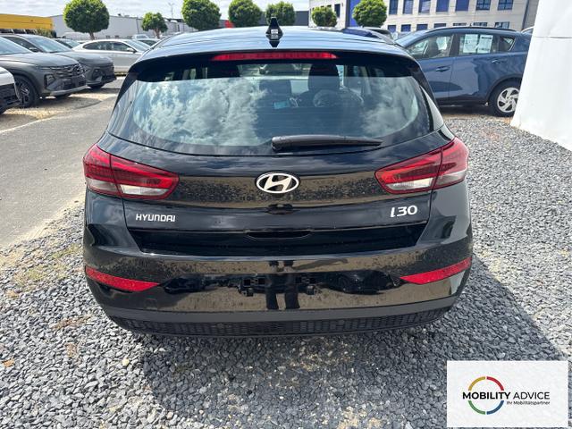 Hyundai / i30 / Grau / / / 