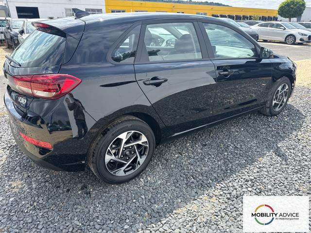 Hyundai / i30 / Grau / / / 