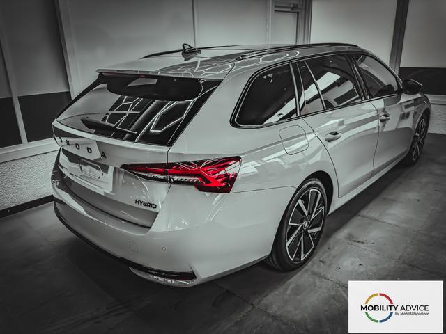 Skoda Octavia Combi SPORTLINE 1.5 eTSI DSG PANO CANTON 360 SHZ KEYLESS ACC 