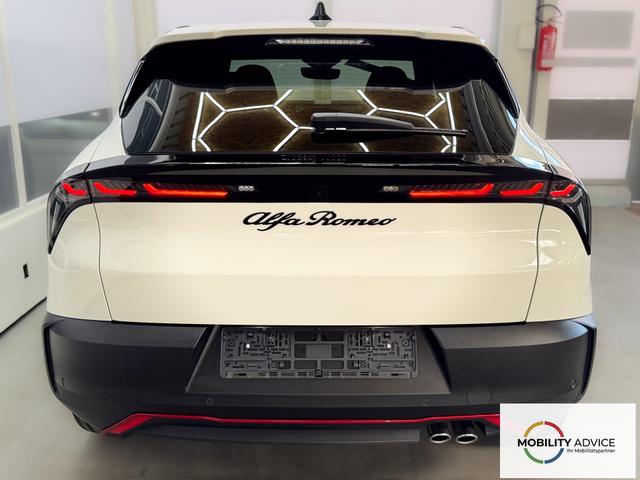 Alfa Romeo Junior Speciale IBRIDA MATRIX ACC KEYLESS NAVI 
