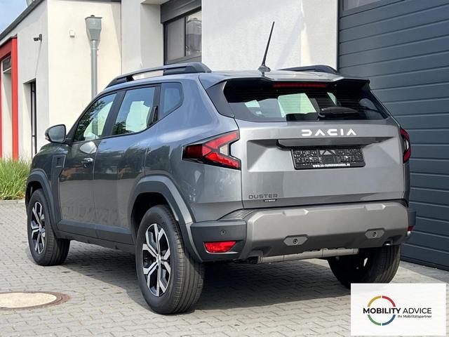 Dacia Duster Expression hybrid 155 Winter Plus 