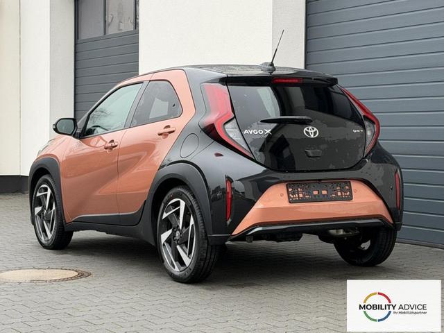 Toyota Aygo X Play 1,5 Hybrid CVT 85KW Winterpaket 