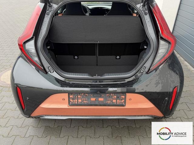 Toyota Aygo X Envy Air 1,5 Hybrid CVT 85KW Winterpaket 