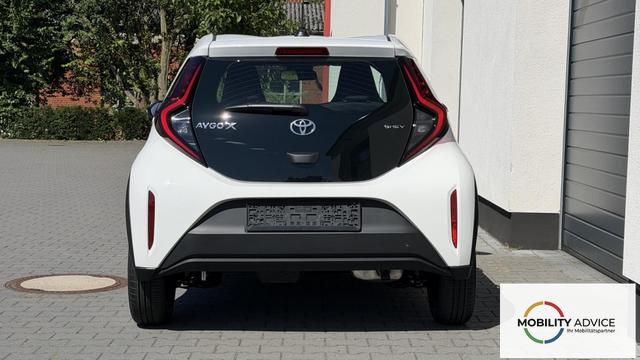 Toyota Aygo X Play 1,5 Hybrid CVT 85KW Winterpaket 