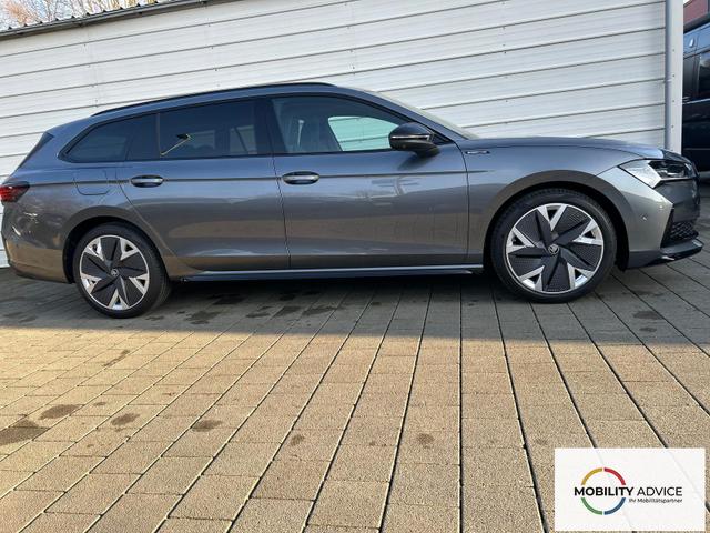 Skoda Superb Combi Sportline Kombi 2.0 TSI DSG 4x4 *HUD*AHK*Navi*Matrix*AssistenzPlus*NAVI*E-Heck*Keyless 