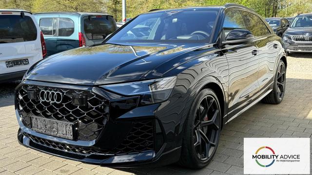Audi RS Q8 performance 4.0l Quattro 640 PS VOLL*UPE 196TEUR* TOP 