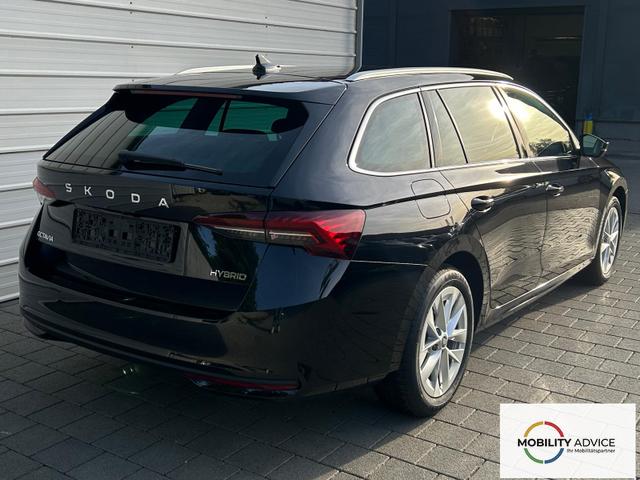 Skoda Octavia Combi Selection Kombi 1.5 TSI DSG AHK*Android Auto*ACC*SHZ*E-Heck*Keyless*Kamera*2Z Klimaauto 