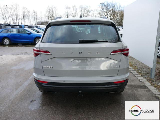 Skoda Karoq Selection 2.0 TDI DSG 4x4 4x4*AHK*TEMPOMAT*SMARTLINK*KLIMAAUTOMATIK*SHZ*LED 