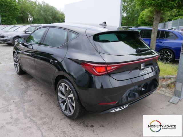 Seat Leon FR 1.5 eTSI DSG*RFK*TEMPOMAT*NAVI*KEYLESS-GO*SHZ*3-ZONE KLIMAAUTOMATIK* 