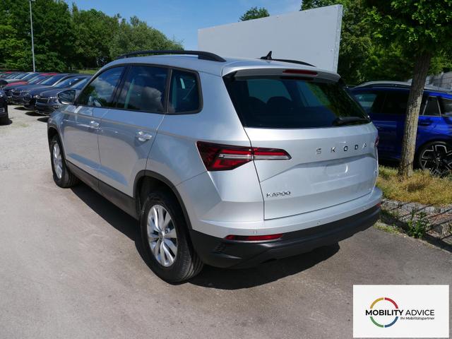 Skoda Karoq Selection 2.0 TDI DSG 4x4*AHK*PDC-HI*LED*SHZ*SMARTLINK*TEMPOMAT 