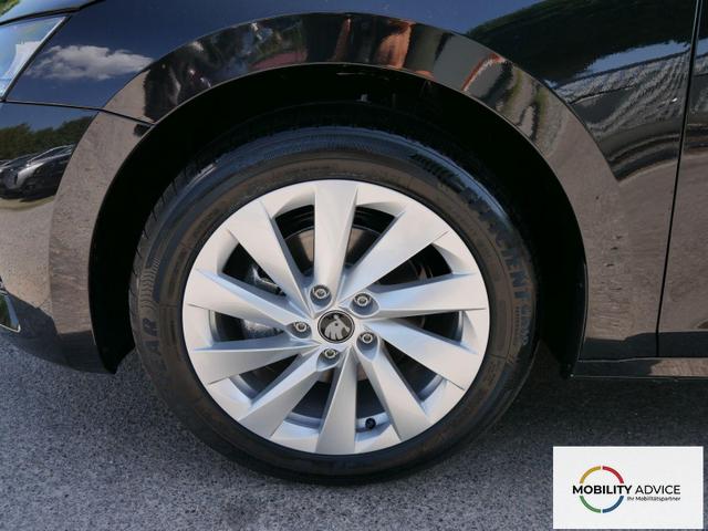 Skoda Octavia Combi Selection 2.0 TDI DSG*AHK-SCHWENKBAR*ACC*LED*PDC*SHZ*SMARTLINK 
