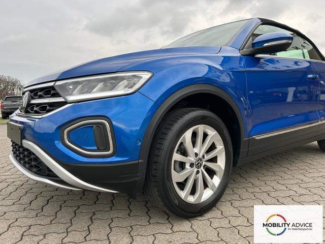 Volkswagen / T-Roc Cabriolet / Blau / / / Cabriolet 1.5 TSI / Windschott 