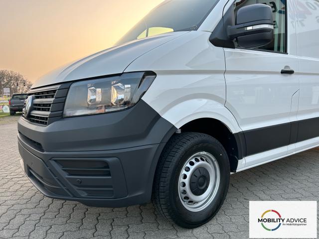 Volkswagen / Crafter Kastenwagen / Wei&szlig; / / / 35 2.0 TDI MR 4x4 Aut. L3H2 / Sperre