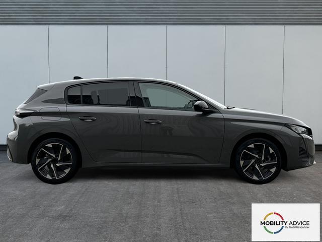 Peugeot / 308 / Grau / / / SHZ+KAMERA+NAVI+KEYLESS+ACC+17 LM