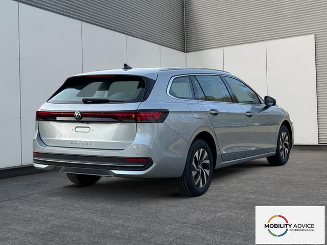 Volkswagen / Passat Variant / Silber / / / DSG+AHK+PANO+NAVI+ACC+KAMERA+LED+MASSAGE