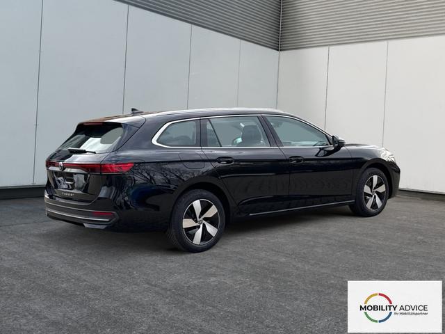 Volkswagen / Passat Variant / Schwarz / / / DSG+AHK+MASSAGE+NAVI+ACC+KAMERA+LED+17 ALU