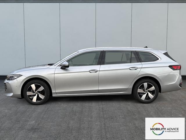 Volkswagen / Passat Variant / Silber / / / DSG+AHK+MASSAGE+NAVI+ACC+KAMERA+LED+17 ALU