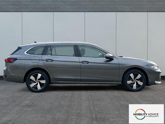 Volkswagen / Passat Variant / Grau / / / DSG+AHK+MASSAGE+NAVI+ACC+KAMERA+LED+17 ALU