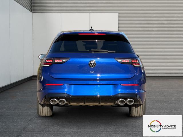 Volkswagen / Golf / / / / 4x4+PANO+MATRIX+HUD+HARMAN+NAVI+360 KAMERA+19 LM