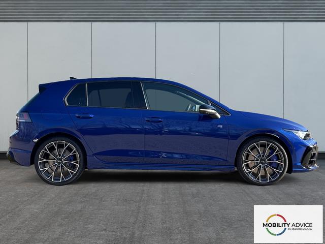Volkswagen / Golf / / / / 4x4+PANO+MATRIX+HUD+HARMAN+NAVI+360 KAMERA+19 LM
