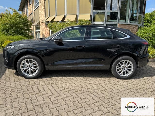 Audi / Q3 Sportback / Schwarz / / / MJ 2026+NAVI+KAMERA+AHK+PANO+PDC+EL. HECKKL.+LED+18 LM