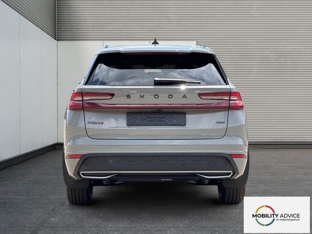 Skoda / Kodiaq / Grau / / / 4x4+AHK+PANO+KAMERA+EL. HECKKL.+NAVI+20 LM