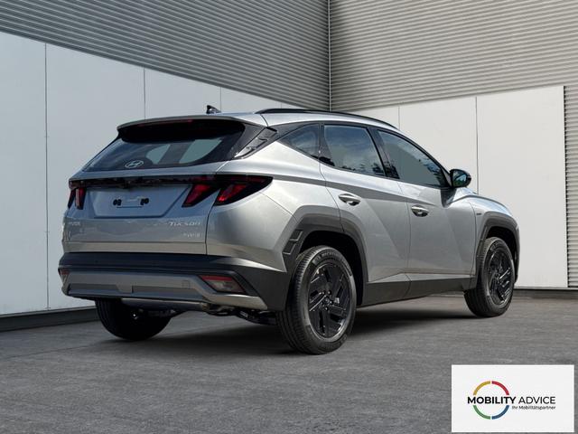 Hyundai / TUCSON / Silber / / / Hybrid NAVI+KAMERA+SHZ+LED+TEMPOMAT+17 ALU+PDC, Beispielbilder, ggf. teilweise mit Sonderausstattung