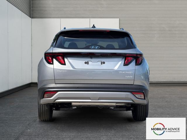 Hyundai / TUCSON / Silber / / / Hybrid NAVI+KAMERA+SHZ+LED+TEMPOMAT+17 ALU+PDC, Beispielbilder, ggf. teilweise mit Sonderausstattung