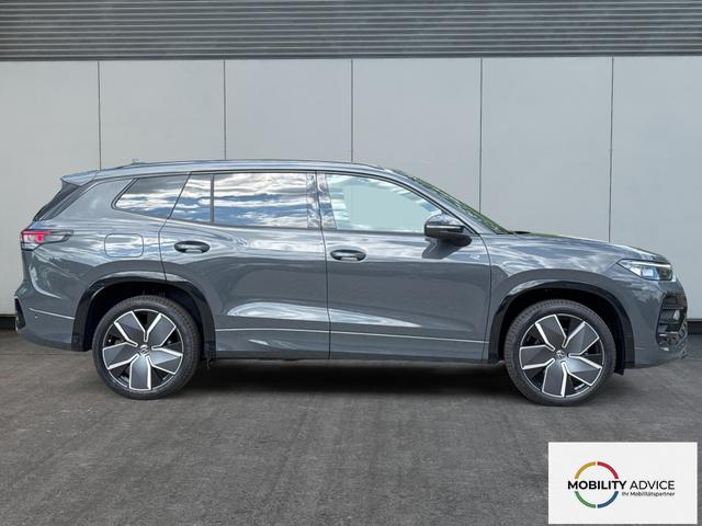 Volkswagen / Tayron / Grau / / / PLUG-IN+PANO+AHK+HuD+MATRIX+360 KAM+20ALU+ACC+eHK+BLACK STYLE