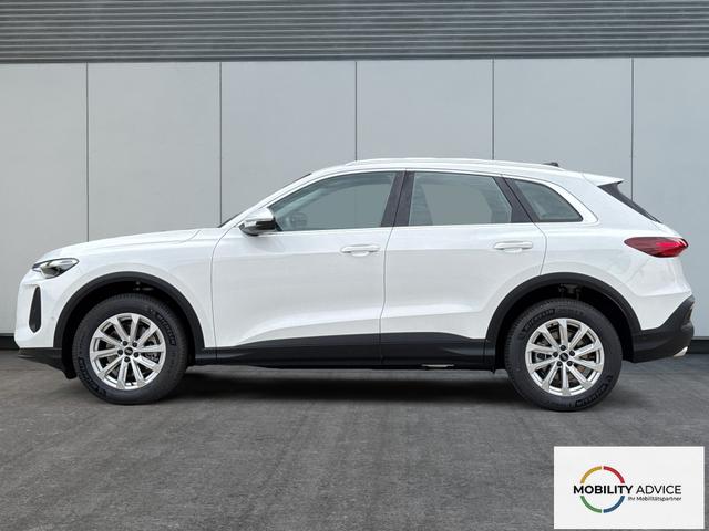 Audi / Q5 / Wei&szlig; / / / QUATTRO+NAVI+KAMERA+AHK+SHZ+PDC+ACC