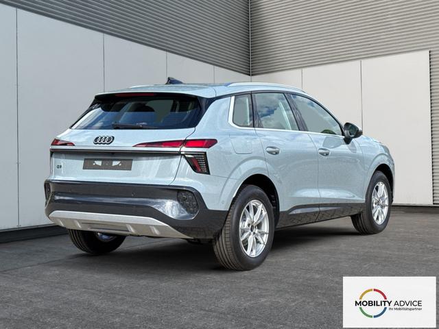 Audi / Q3 / Grau / / / KAMERA+NAVI+PDC+EL.HECKKL.+LED+17LM