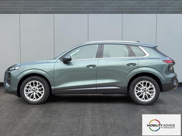 Audi / Q3 / Gr&uuml;n / / / AHK+NAVI+PANO+KAMERA+EL. HECKKL.+LED+18'LM