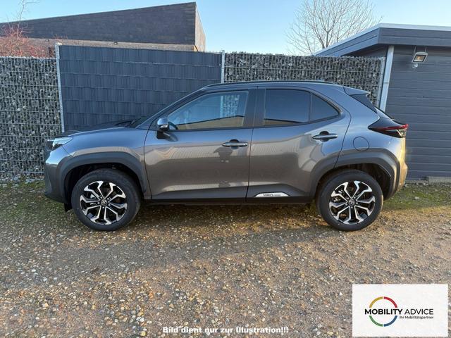 Toyota Yaris Cross 1.5 HEV Style Ash Grey Lager 