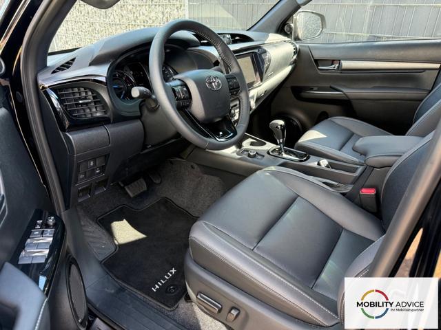 Toyota Hilux 2.8 D4D 48V AT Invincible Bronze or Black 