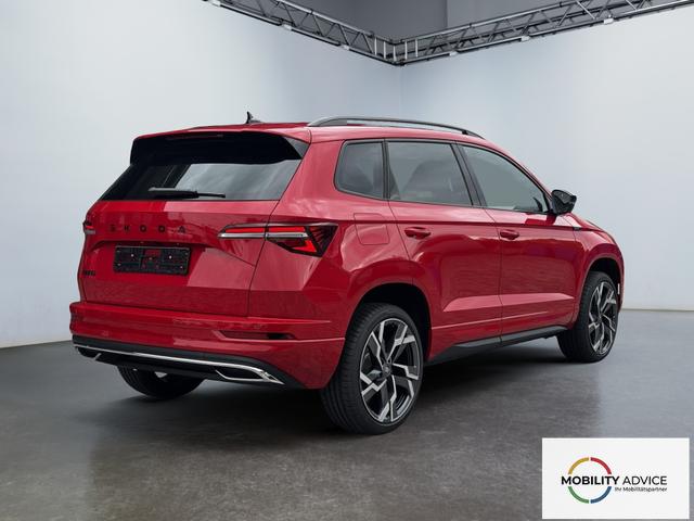 Neue Skoda Karoq Sportline top Austastung 